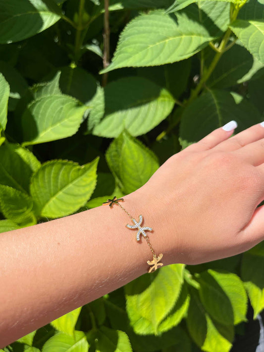 Bracelet ALÉIA doré K.ELEGANCE, présentation lifestyle
